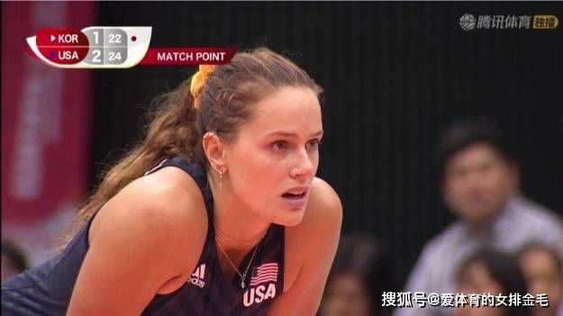 操小姐的逼